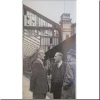 1945~xx~xx Westbahnhof Hallenfront.jpg